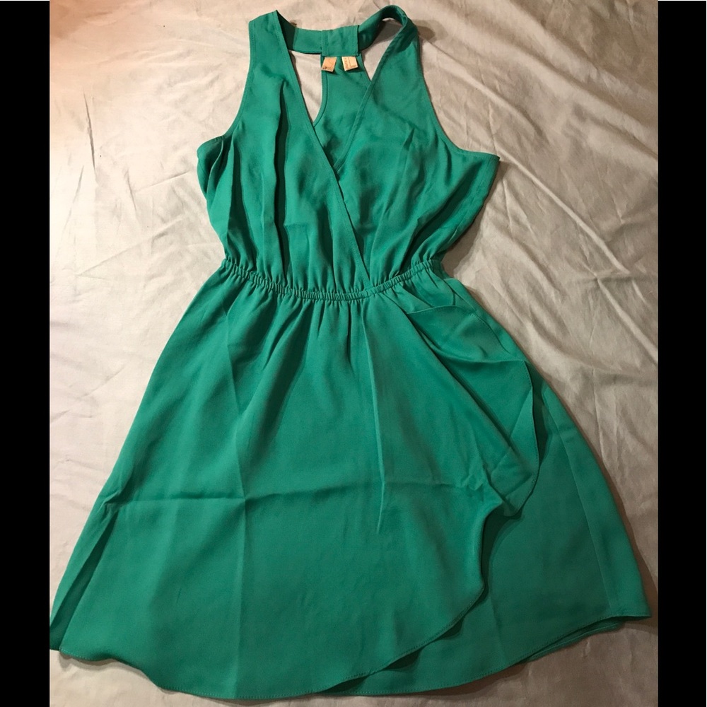 *2 for $15 NWOT Forever21 cutout mini dress